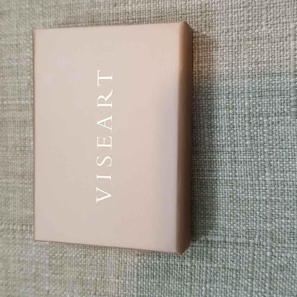Bronzer (gently used) - Picture 2 of 4